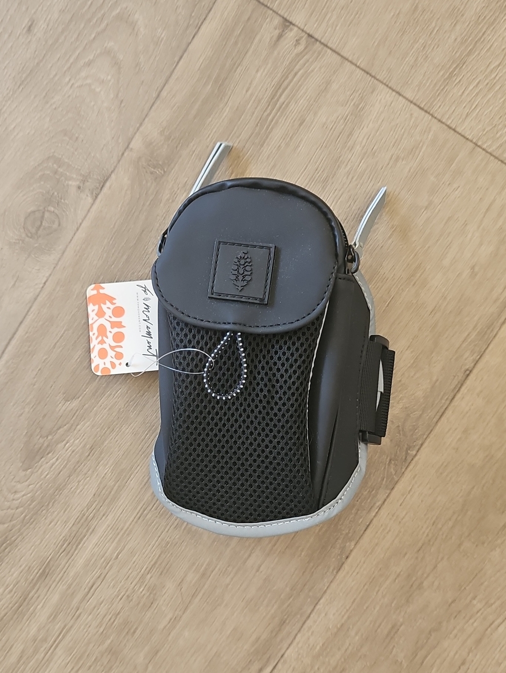 FP Movement Compact Black Phone Arm Pouch - Lightweight Everyday Carry
